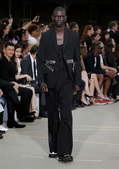 Look 50